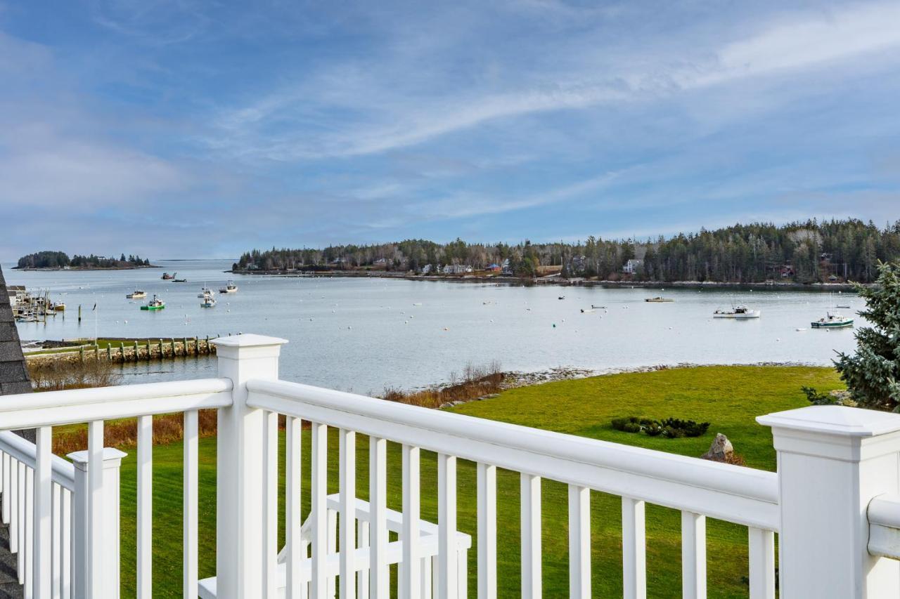 East Wind Inn & Suites Tenants Harbor Экстерьер фото