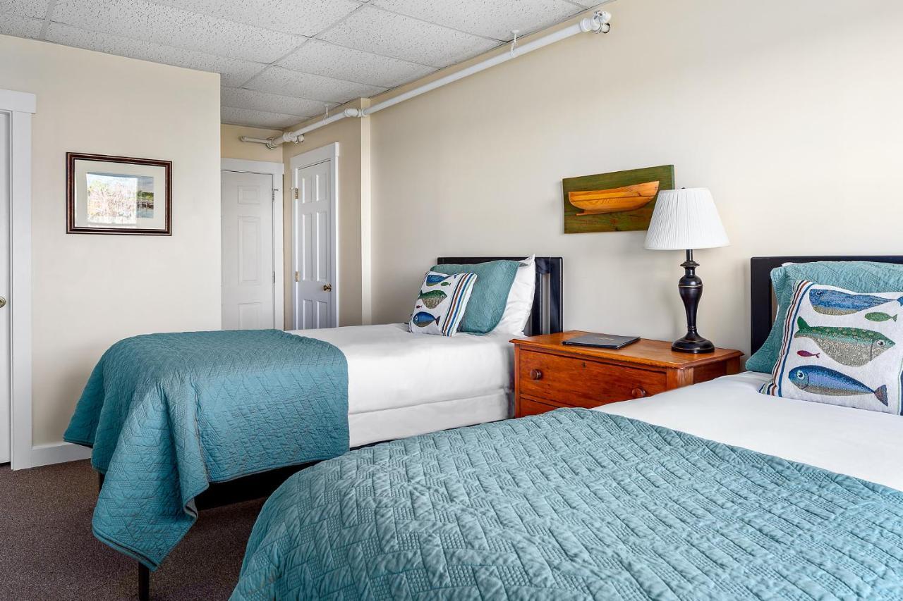 East Wind Inn & Suites Tenants Harbor Экстерьер фото