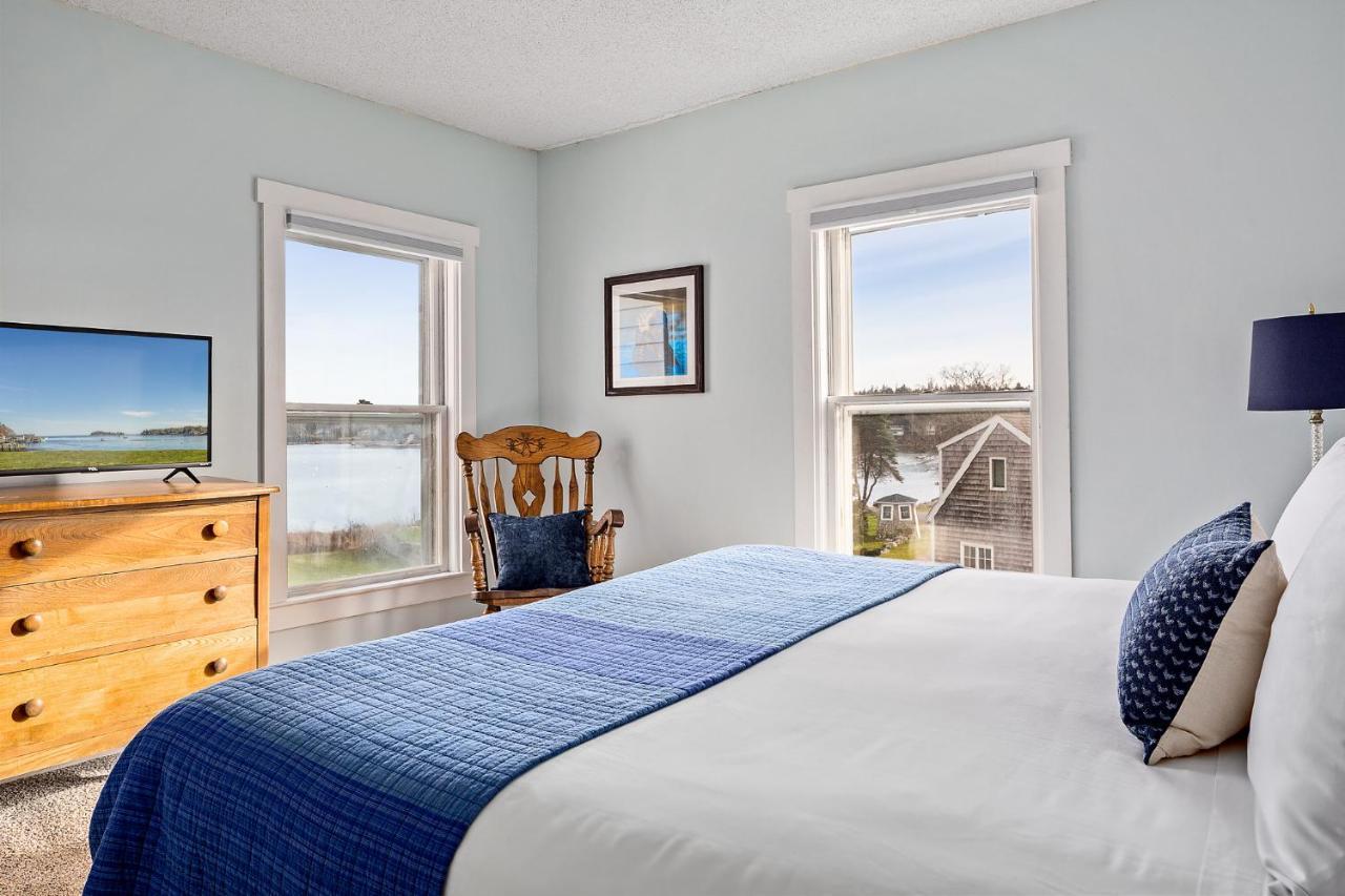 East Wind Inn & Suites Tenants Harbor Экстерьер фото