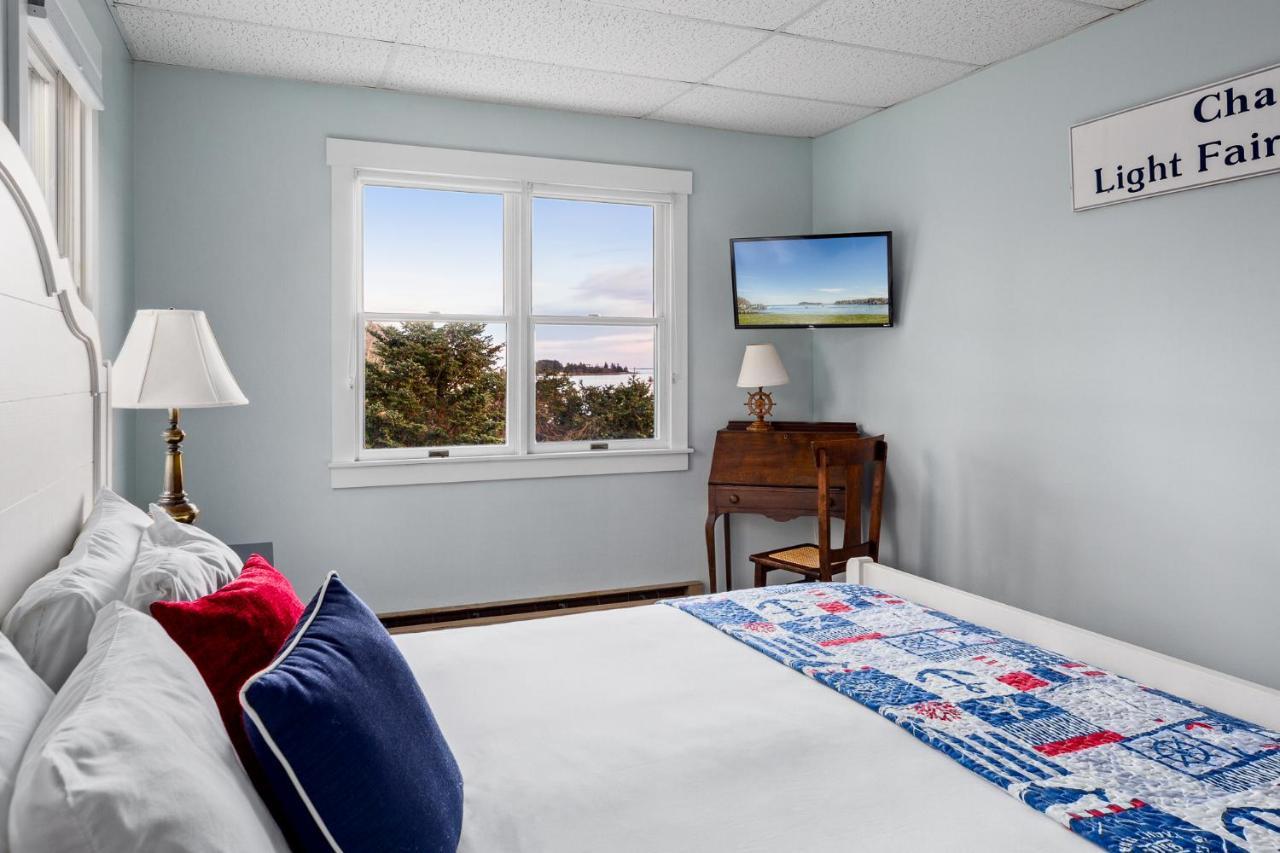 East Wind Inn & Suites Tenants Harbor Экстерьер фото
