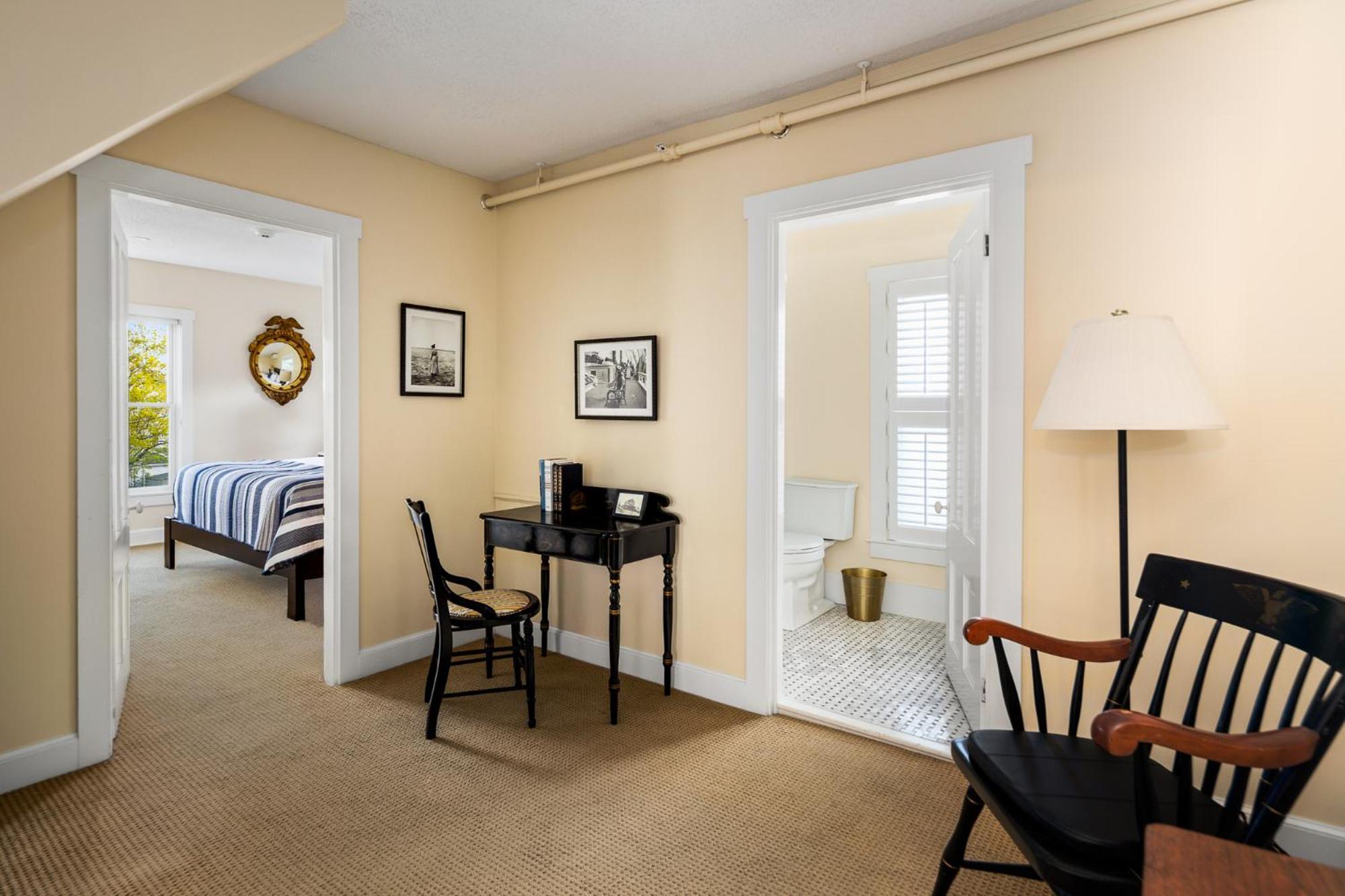 East Wind Inn & Suites Tenants Harbor Экстерьер фото